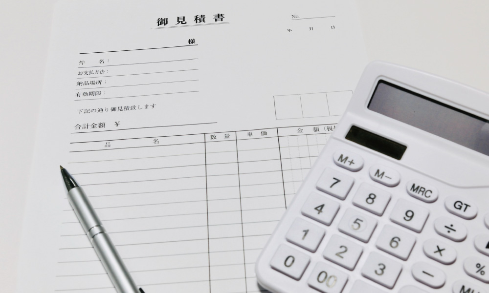 トラックを1ヶ月間レンタルする場合の料金相場
